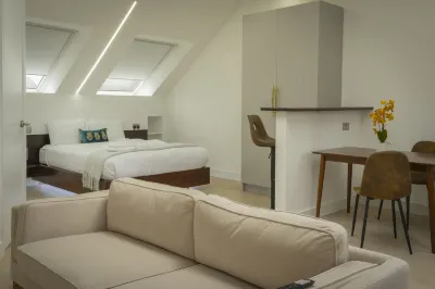 Luxurious London Studios Hotels near Harrow School