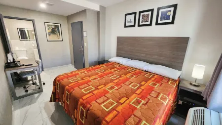 Hotel Fuego Bronx Yankee Stadium Отели рядом с достопримечательностью «Манхэттенский колледж»