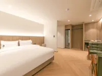 Hound Hotel Jeonju Deokjin Hotels in Jeonju