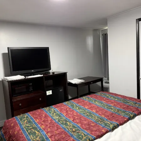 Budget Inn