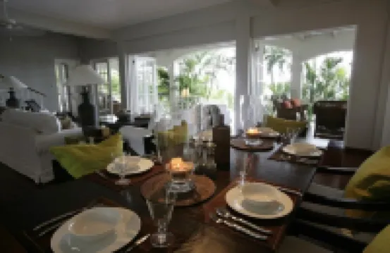 Beautiful Caribbean Style 2-bed Family Villa - Villa Kessi 2 Bedroom Villa by RedAwning