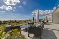 Manatee - Modern & Luxurious villa