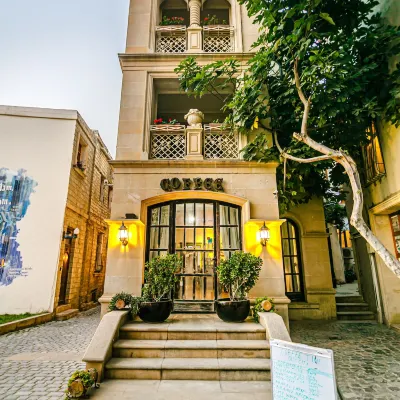 Deniz Inn Boutique Hotel Hoteles cerca de Torre Maiden