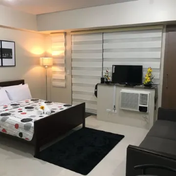 One Palm Tree Apartments