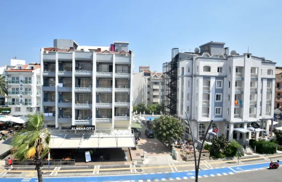 阿美納城市酒店