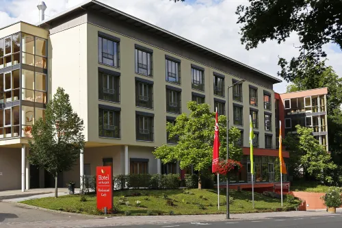 Nashira Kurpark Hotel Hotel di Dobel