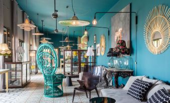 Dina Morgabine Saint Gilles