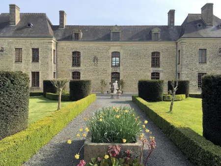 Château du Bû Отели в г. Фонтене-ле-Пенель