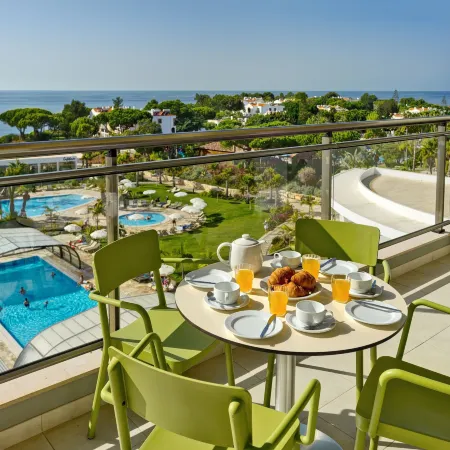 Alfagar Aparthotel