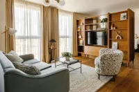 Stunning Apartment with City Views - Wifi