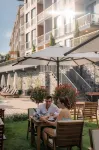 Bayview Hills Luxury Residences فنادق في Kavac