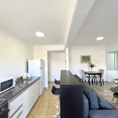 Golf Tower Suites & Apartments Hoteles cerca de Recinto para eventos Golden Center
