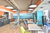 Kyriad Pontarlier Hotels in La Cluse-et-Mijoux