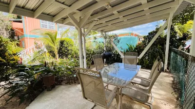 Coral Cove Inn Hotels in Surfside