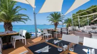 Apartment Vesna Near Beach with the Balcony - Mountain view