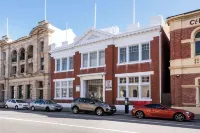 Fremantle Harbourside Luxury Apartments - balcony