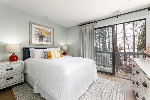The Shores Lake View Condo Unit 5689