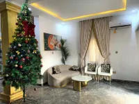 LINTOC HOTEL & SUITES LTD