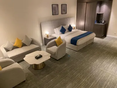 Savoye Hotel Hotels near Souq Elragaa