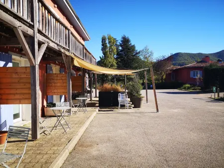 Hôtel Rose des Vents Отели в г. Ардеш