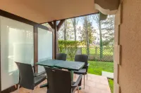 La Residence du Golf de Deauvllle Hotels in Benerville-sur-Mer
