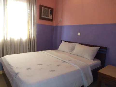 Holla-Jobi Guest House Hoteles en 