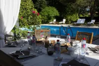 Château la Moune - Beach