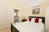Ocho Rios Villa at Coolshade - parking