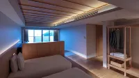 Soki Atami - balcony
