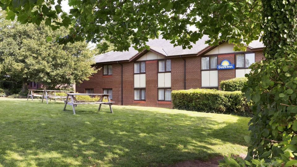 Days Inn by Wyndham Taunton