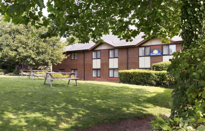 Days Inn by Wyndham Taunton