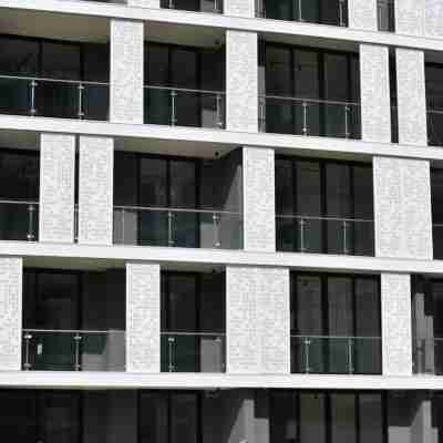 Executive Apartment at Ellipse Waterfall Hotel Exterior