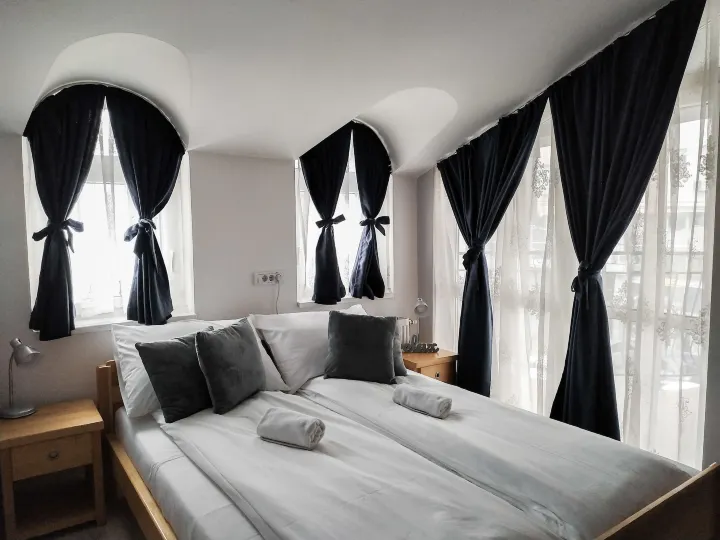 Bloom Inn