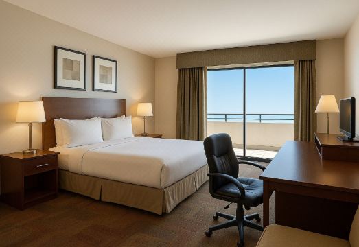 LIC Manhattan View Hotel