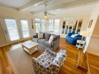 SeaChelle Cottage, Ocean Reef 14-B-1, Oceanside condo in Emerald Isle