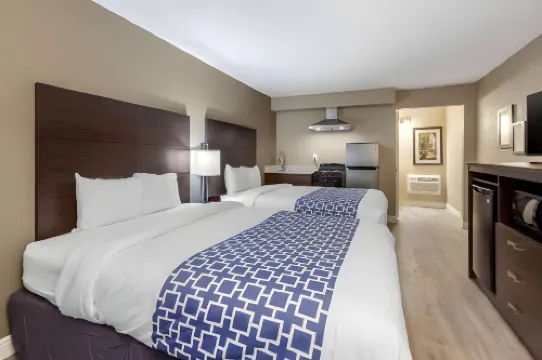 Rodeway Inn & Suites