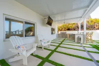 Oceanfront Decks and Hot Tub - Breathtaking Coastal Oasis