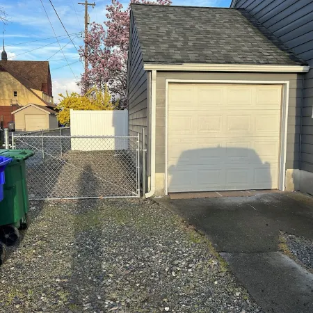Quaint 3-bedroom house with AC, WiFi in delightful Lewiston