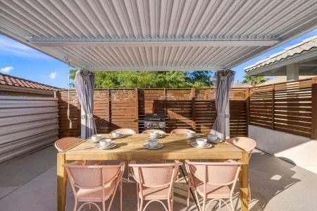 Stunning Heated Pool and Unique Confession Room - Charming Desert Oasis