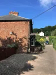 Charming Exmoor cottage in tranquil setting near mediaeval village of Dunster