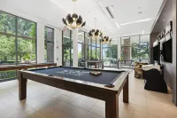 Comfy Living Room and Spacious Kitchen - Stylish Urban Retreat