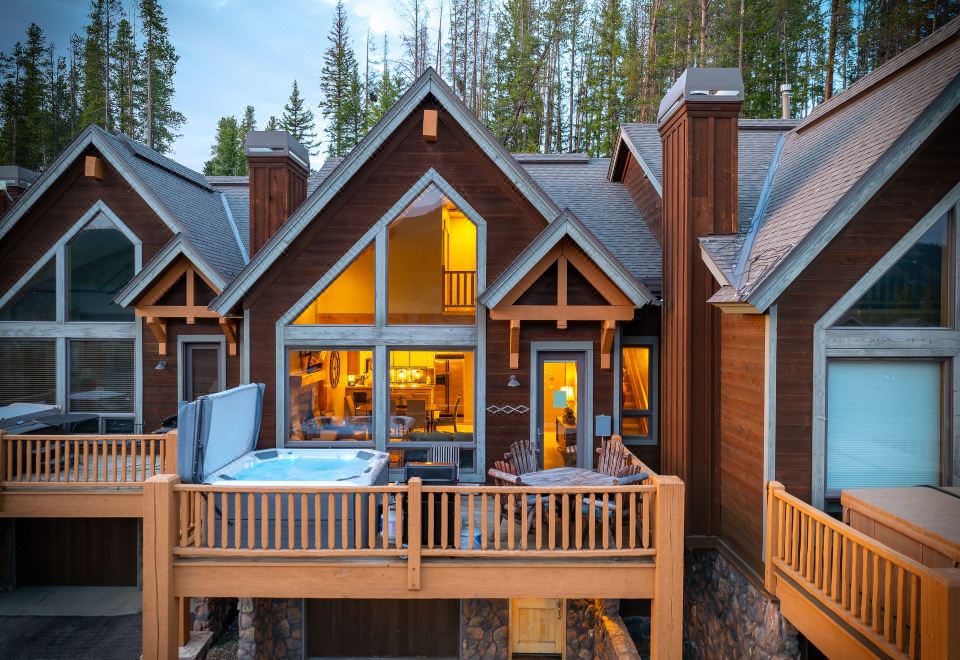 Luxury Mountain Home with Private Hot Tub and Stunning Views ...