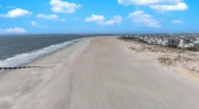 Million Dollar BeachFront 182 Five Star Great Spring Getaway Some May June Avail