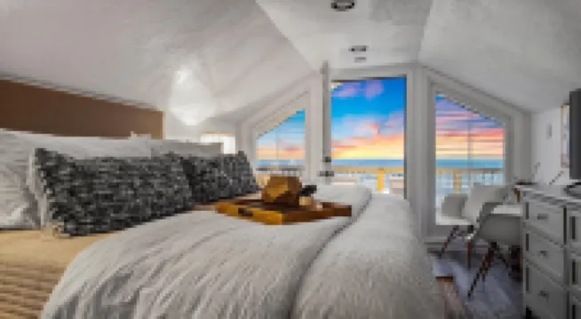 Unobstructed Gulf Views and Direct Beach Access - Stunning Coastal Oasis