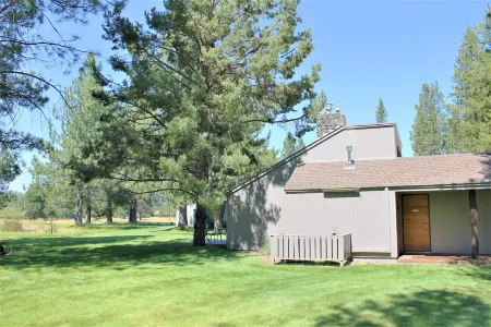 Golf Course View, Common Area, A/C. - Meadow House 58