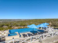 Hilltop Lux Haus with InfinityPool-Hottub-PoolTable - Pools
