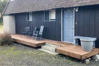 Peaceful vacation beach home with plenty of space, both indoors and outdoors Hotels in Grayland