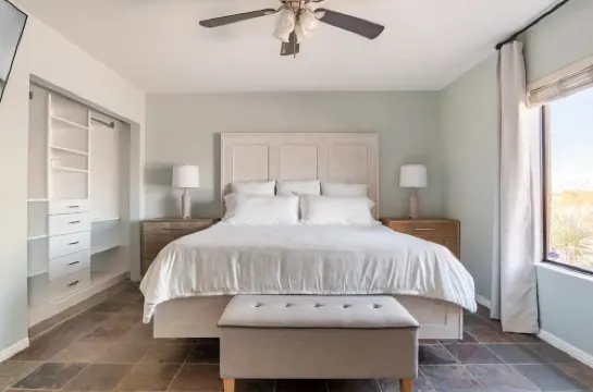 *NEW* Beautiful Private Desert Retreat! Gorgeous! Hot Tub and Pool!