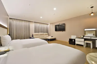 Gimhae City Hotel