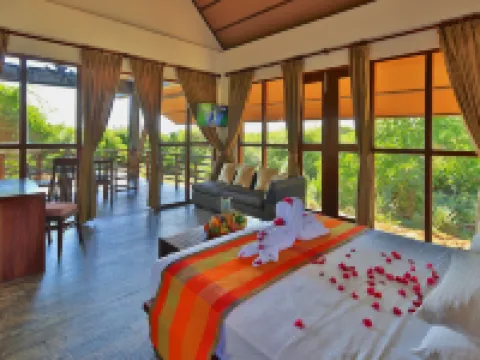 Laya Safari Resorts & Spa パラチューパーナのホテル